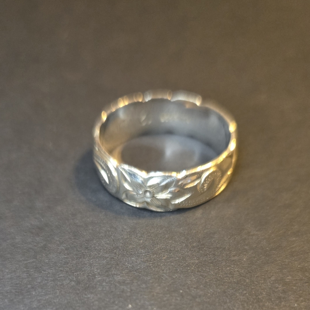 Sterling silver, .925, Hawaiian band ring, size 12